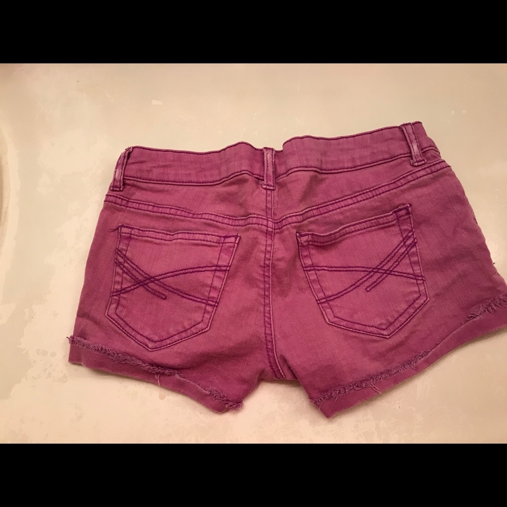 Shorts 💜 - Picture 2 of 2